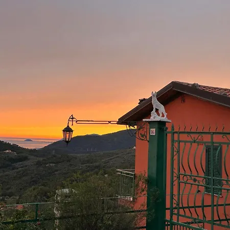 Casa Tschugg Lejlighed Finale Ligure